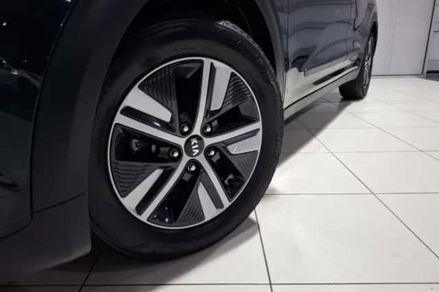 Kia Niro (2020) thumbnail 2
