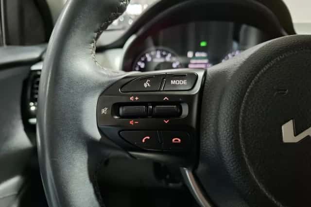 Kia Stonic (2022) thumbnail 11