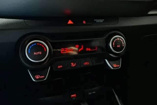 Kia Stonic (2022) thumbnail 17