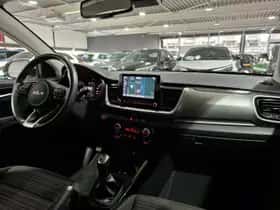 Kia Stonic (2022) thumbnail 10
