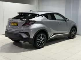 Toyota C-HR (2017) thumbnail 17