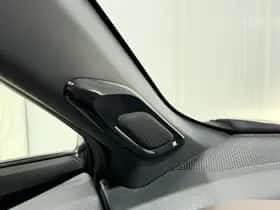 Toyota C-HR (2017) thumbnail 20
