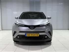 Toyota C-HR (2017) thumbnail 6