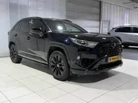 Toyota RAV4 (2021) thumbnail 5