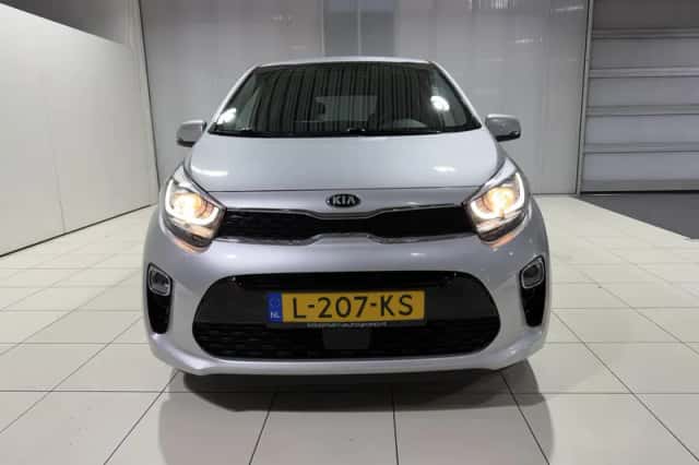 Kia Picanto (2021) thumbnail 2