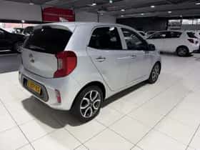 Kia Picanto (2021) thumbnail 7