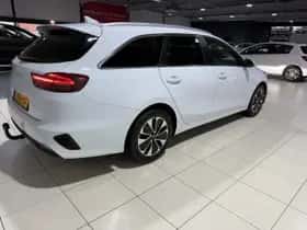 Kia Ceed Sportswagon (2023) thumbnail 7