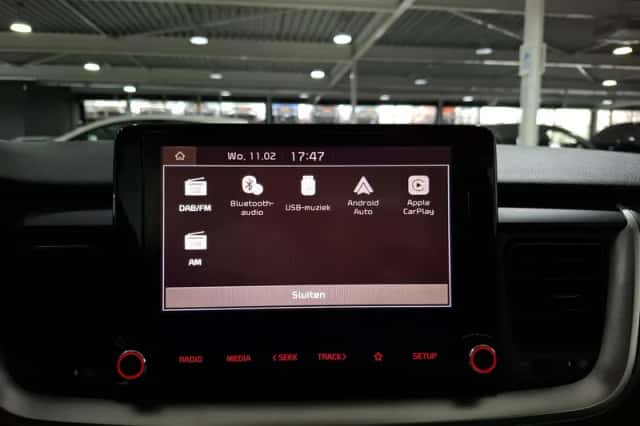 Kia Stonic (2022) thumbnail 13