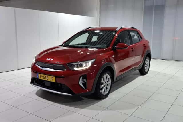 Kia Stonic (2022) thumbnail 5