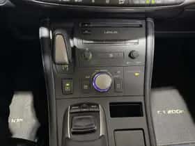 Lexus CT (2020) thumbnail 23