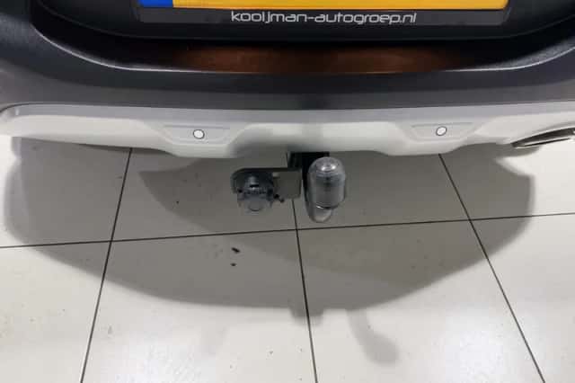 Kia Stonic (2021) thumbnail 7