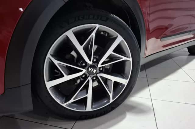 Kia Niro (2020) thumbnail 2