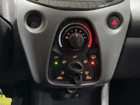 Toyota Aygo (2020) thumbnail 20
