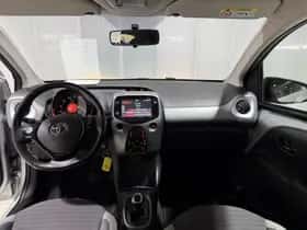 Toyota Aygo (2020) thumbnail 5