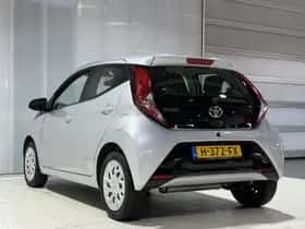 Toyota Aygo (2020) thumbnail 8