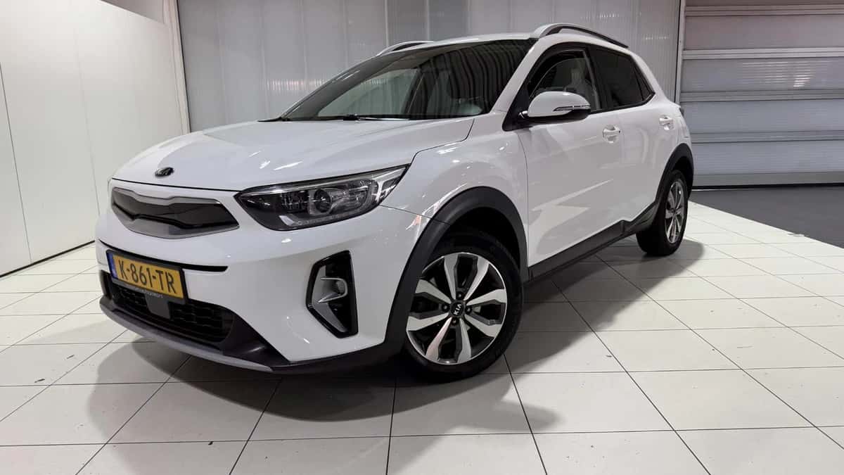 Kia Stonic (2021) — foto 1