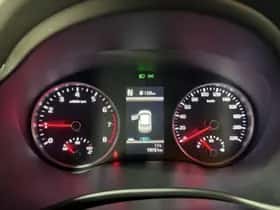 Kia Stonic (2021) thumbnail 9