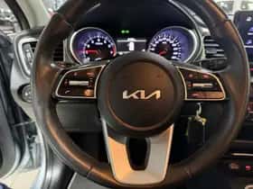 Kia Ceed Sportswagon (2023) thumbnail 11