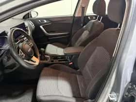 Kia Ceed Sportswagon (2023) thumbnail 22