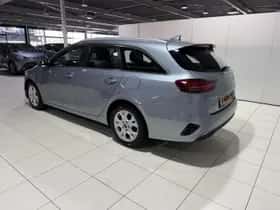 Kia Ceed Sportswagon (2023) thumbnail 5