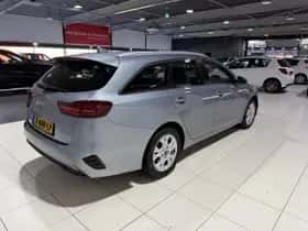 Kia Ceed Sportswagon (2023) thumbnail 7