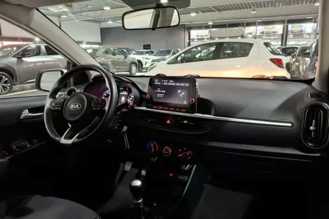 Kia Picanto (2021) thumbnail 11