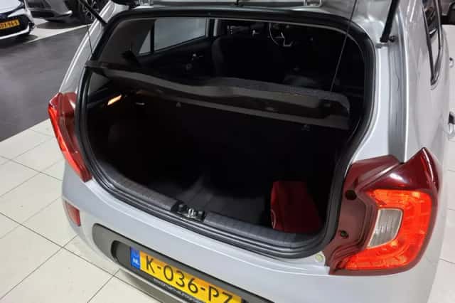 Kia Picanto (2021) thumbnail 15