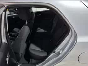 Kia Picanto (2021) thumbnail 16