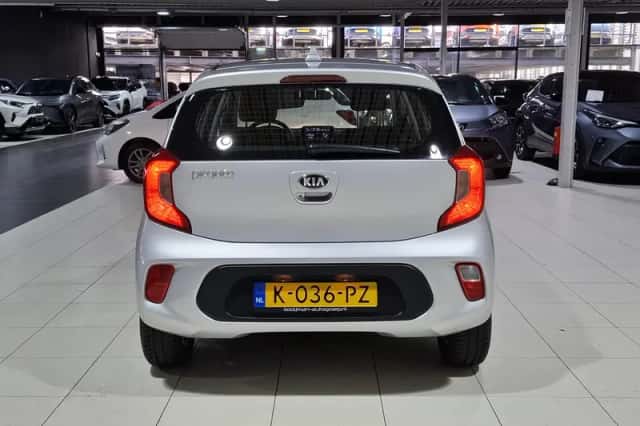 Kia Picanto (2021) thumbnail 7