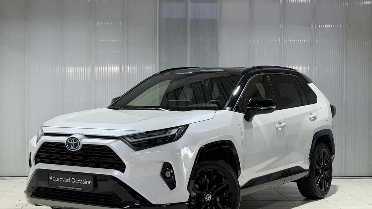 Toyota RAV4 (2024) — foto 1