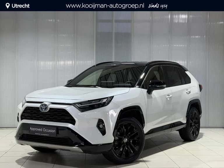 Toyota RAV4 (2024) — foto 1