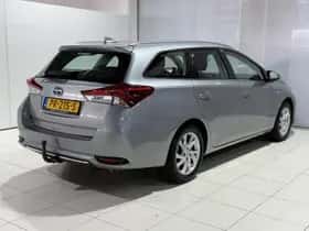 Toyota Auris (2016) thumbnail 22
