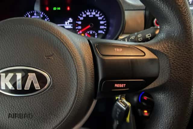 Kia Picanto (2020) thumbnail 13