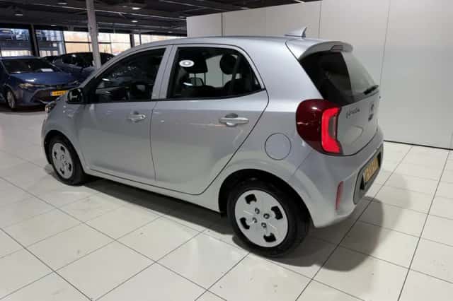 Kia Picanto (2020) thumbnail 5