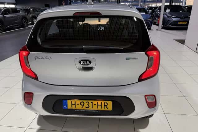 Kia Picanto (2020) thumbnail 6