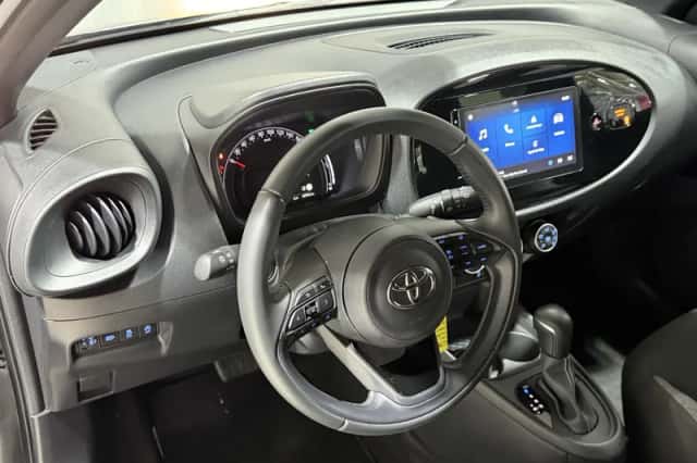 Toyota Aygo (2024) thumbnail 2