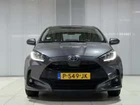 Toyota Yaris (2022) thumbnail 3