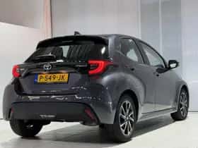 Toyota Yaris (2022) thumbnail 6