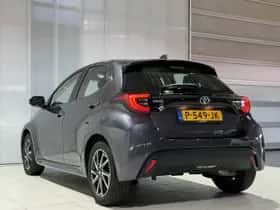 Toyota Yaris (2022) thumbnail 8