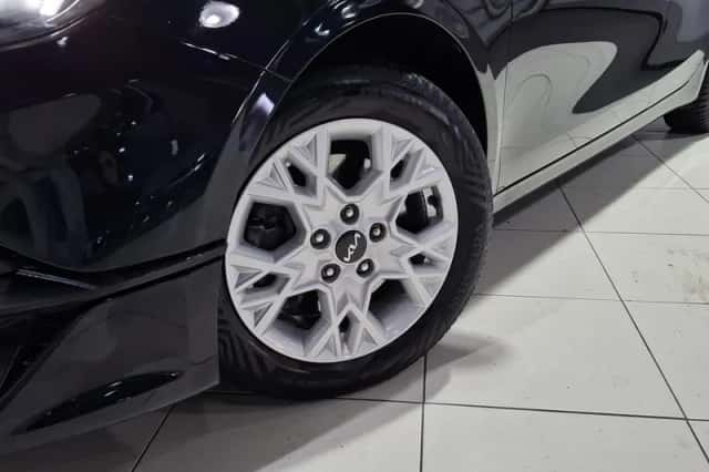 Kia Ceed Sportswagon (2022) thumbnail 2