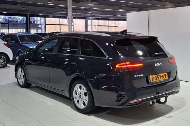 Kia Ceed Sportswagon (2022) thumbnail 6