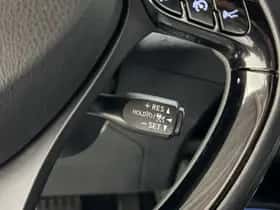Toyota C-HR (2019) thumbnail 13
