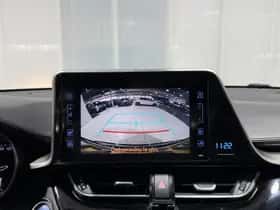 Toyota C-HR (2019) thumbnail 19