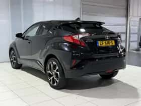 Toyota C-HR (2019) thumbnail 24
