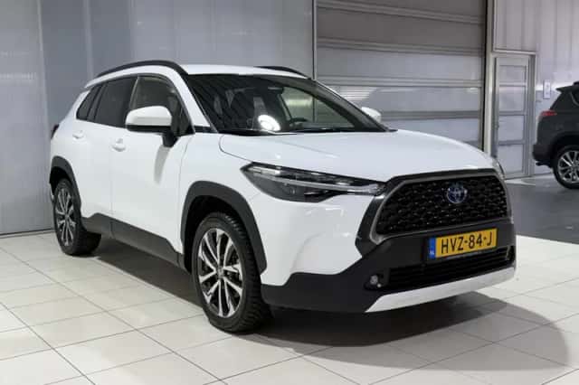 Toyota Corolla (2024) thumbnail 5