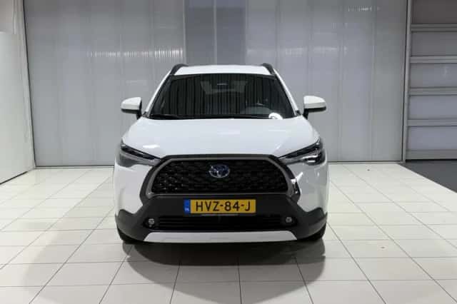 Toyota Corolla (2024) thumbnail 6