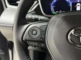 Toyota Corolla (2024) thumbnail 9
