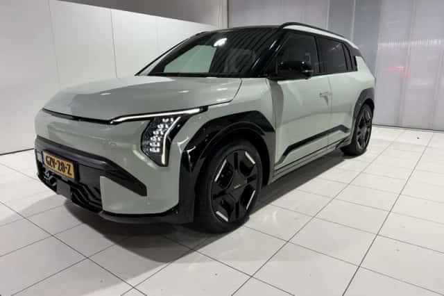 Kia EV3 (2025) thumbnail 3