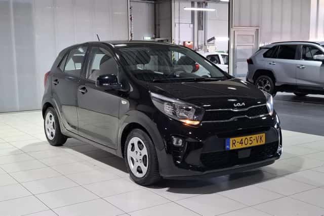 Kia Picanto (2022) thumbnail 3