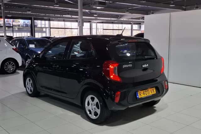 Kia Picanto (2022) thumbnail 6